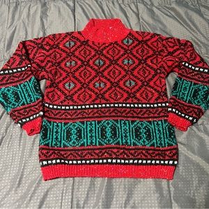 TQ sweater red green white black patterned fun Christmas vibe size medium